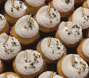 Basic Cupcakes (12)